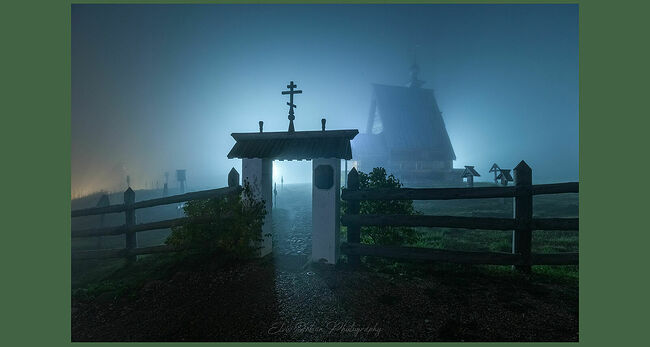 Элвис Антсон Фотограф. Плёс. Старинный Петропавловский погост в Плёсе.